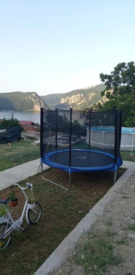 Casa De Vacanta Maga Dubova Exterior foto